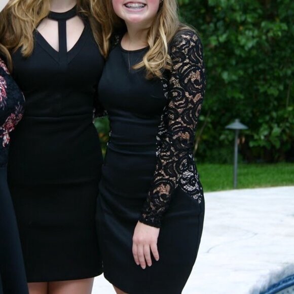 Black Bodycon Dress with Lace Long Sleeves - Picture 3 of 7